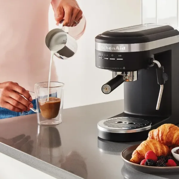 CAFETERA KITCHENAID ESPRESSO DE 6 TAZAS NEGRO MATTE